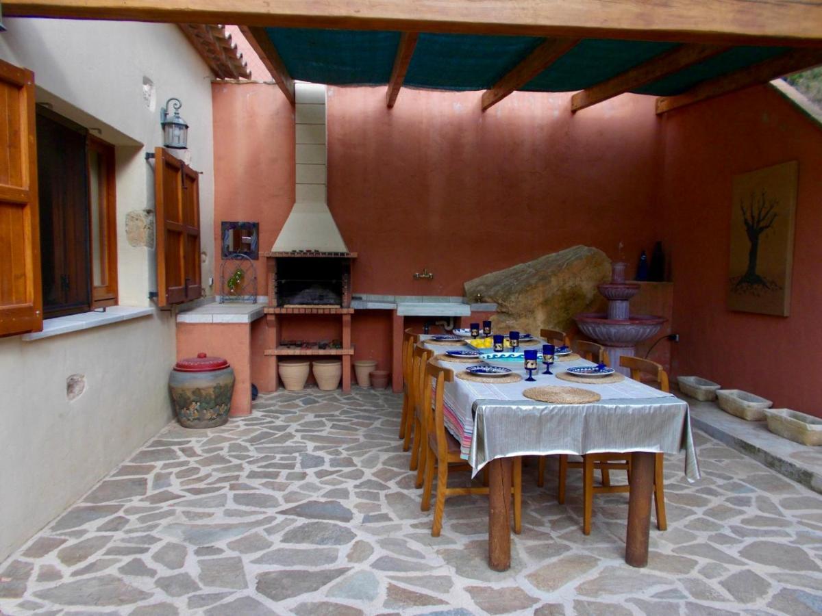 Apartment In Country House With Views And Pool Vespellà Exterior foto